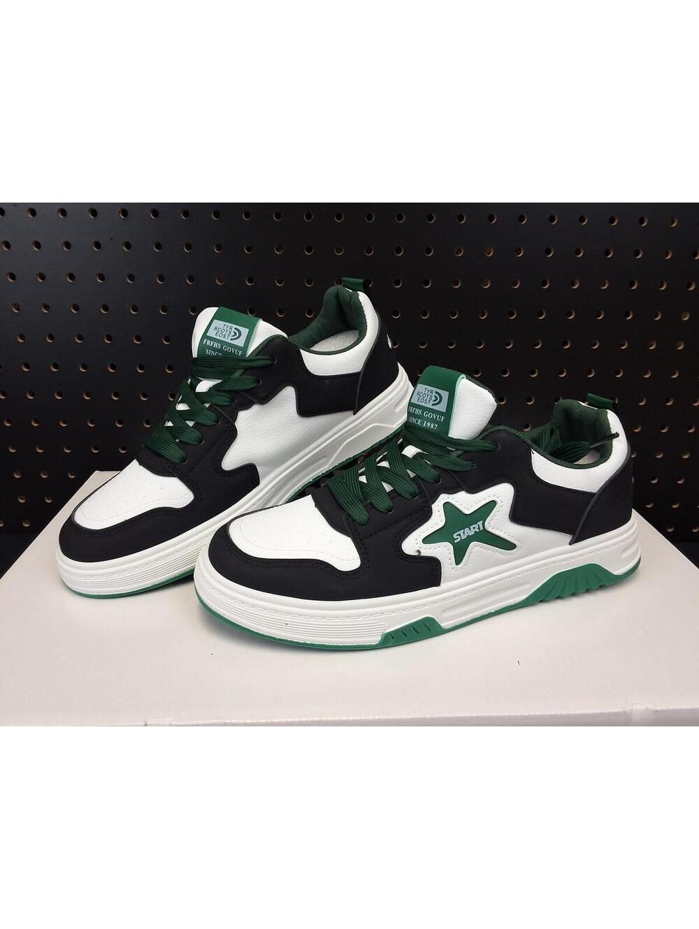 Start Trendy Green & White Casual Sneakers - EU Size 42